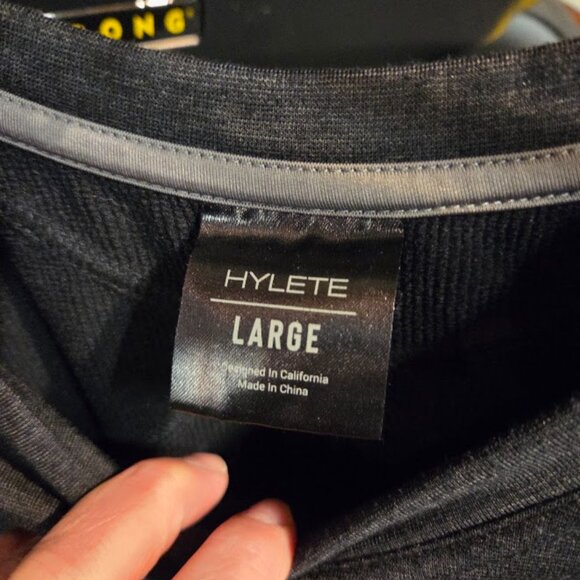 Hylete Pullover with Pockets - Picture 2 of 2